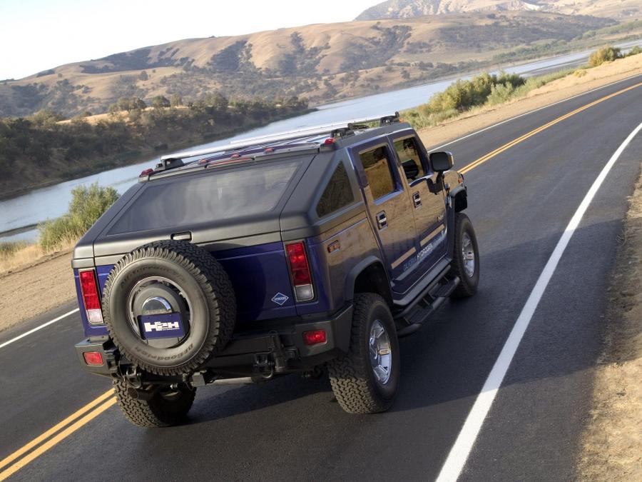  Hummer H2H Concept 2004 года  (фото 5 из 9)